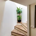 Appart Loft Atypical 72 M2 16 Molitor Апартаменты Париж